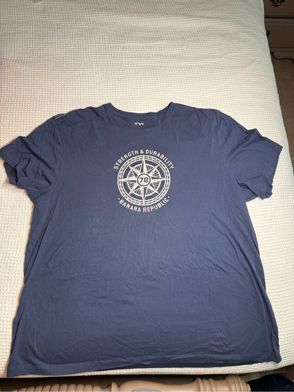 Banana Republic Navy Short-Sleeve Compass Graphic T-Shirt